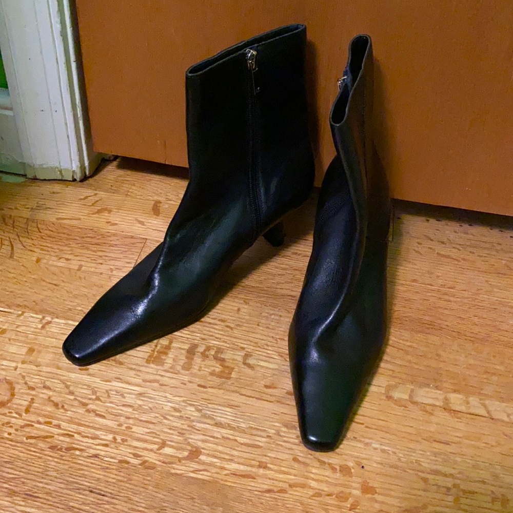 Black boots
